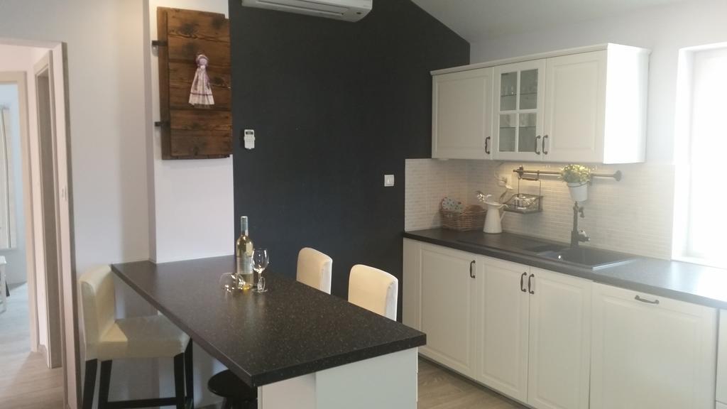 Apartment Diminic Melin Đảo Đảo Cres Ngoại thất bức ảnh